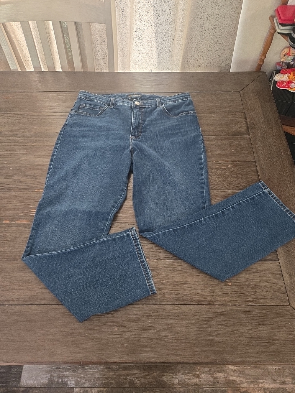 Lee Women's Jeans Size 14 Short Blue Denim Straight Leg Comfort Stretch Pants